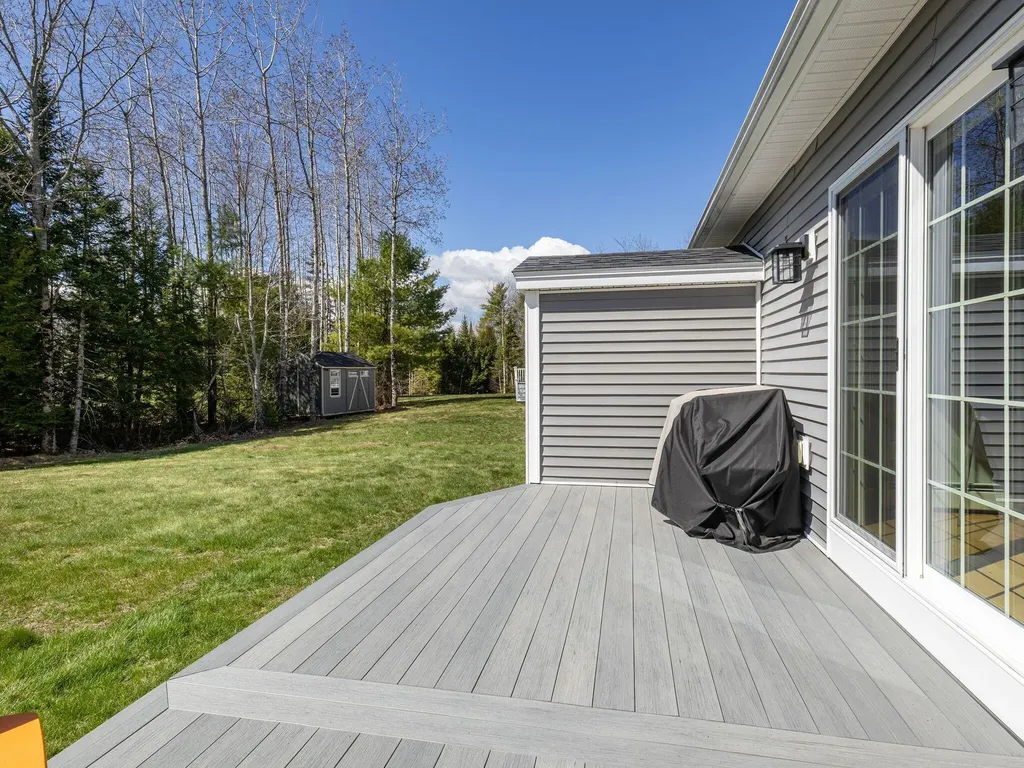 33 Meredith Drive Windham ME 04062