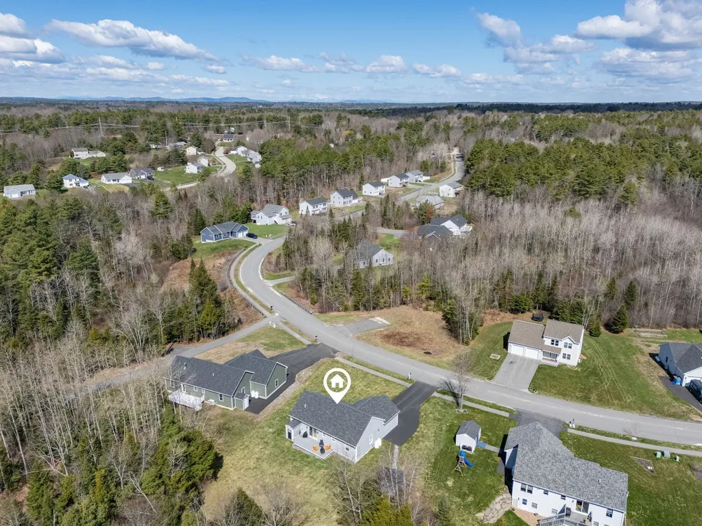 33 Meredith Drive Windham ME 04062