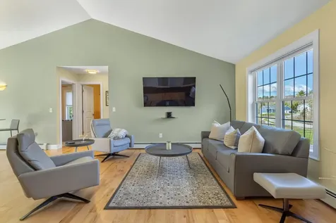 33 Meredith Drive Windham ME 04062