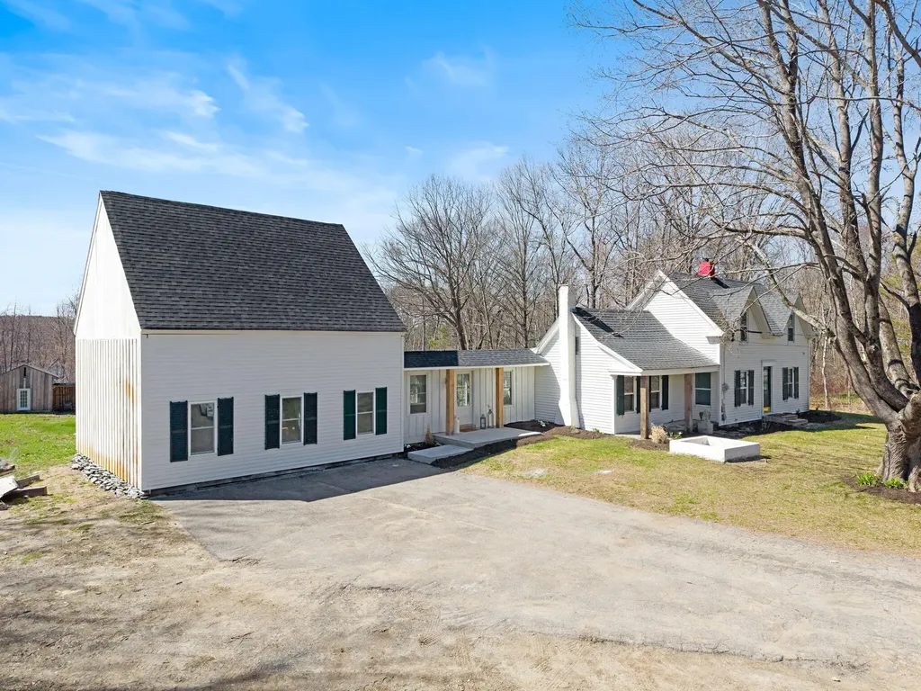 767 Main Street Bradley ME 04411