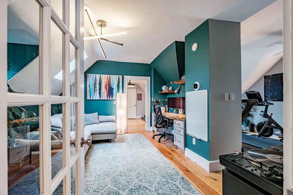 71 Gray Street Portland ME 04102