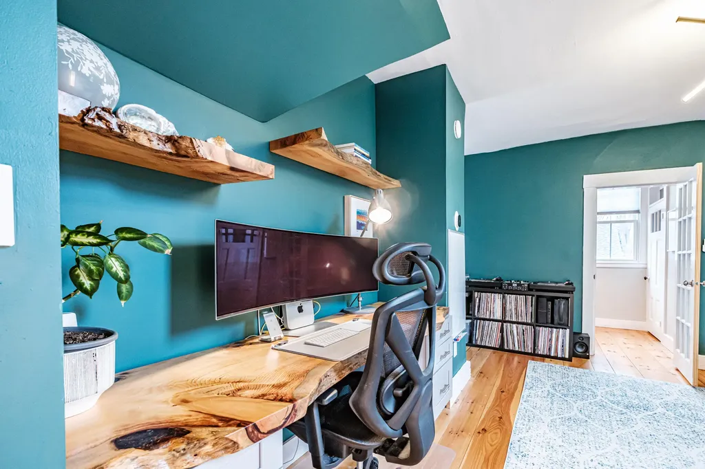 71 Gray Street Portland ME 04102