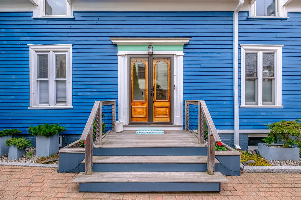 71 Gray Street Portland ME 04102