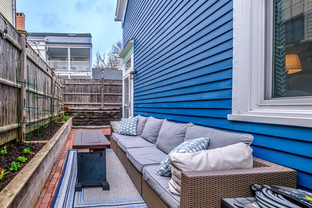 71 Gray Street Portland ME 04102