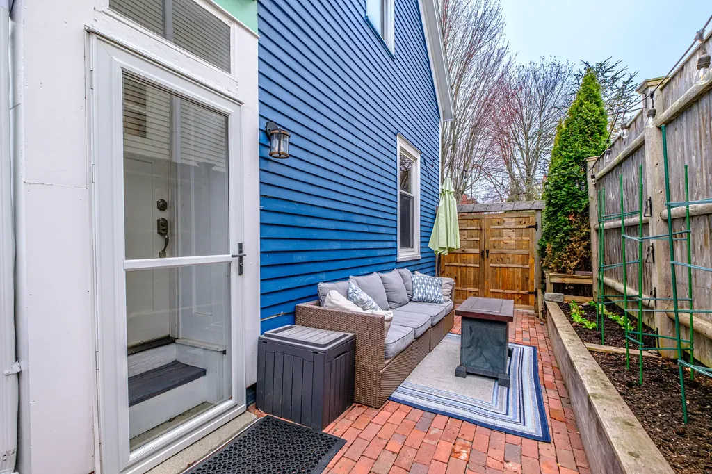 71 Gray Street Portland ME 04102