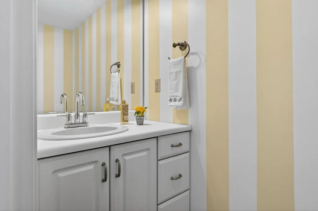 4 Ephraim Tyler Way Kennebunk ME 04043