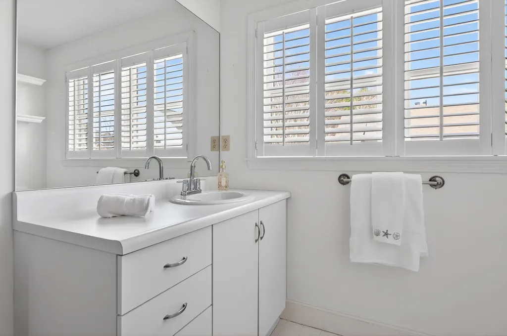4 Ephraim Tyler Way Kennebunk ME 04043