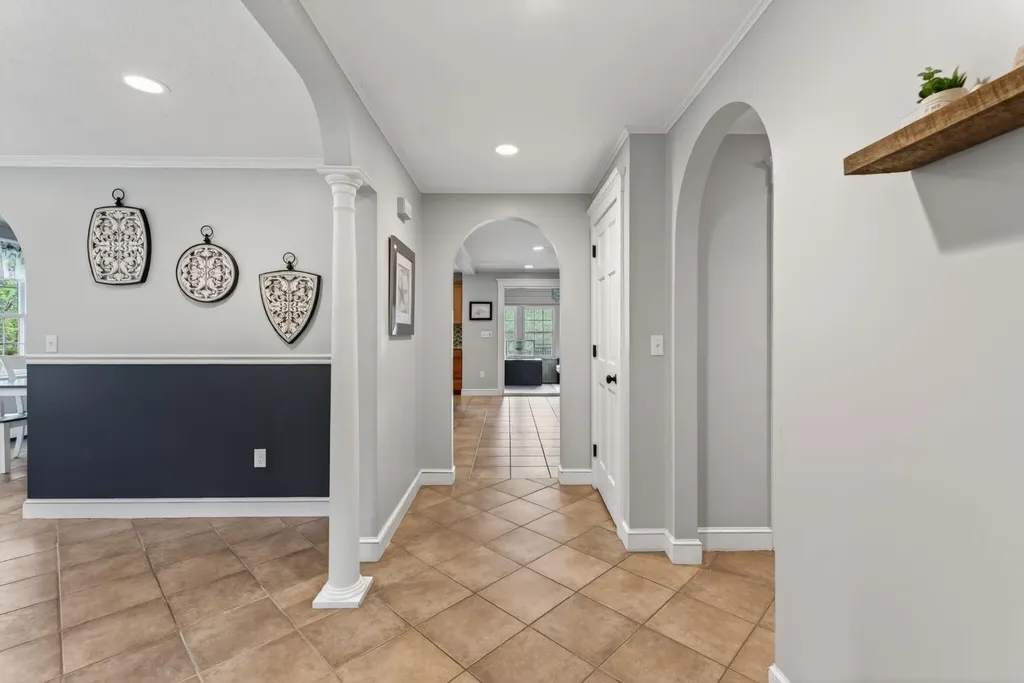 19 Woodfield Drive Scarborough ME 04074