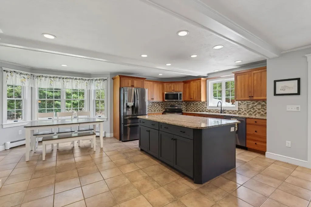 19 Woodfield Drive Scarborough ME 04074