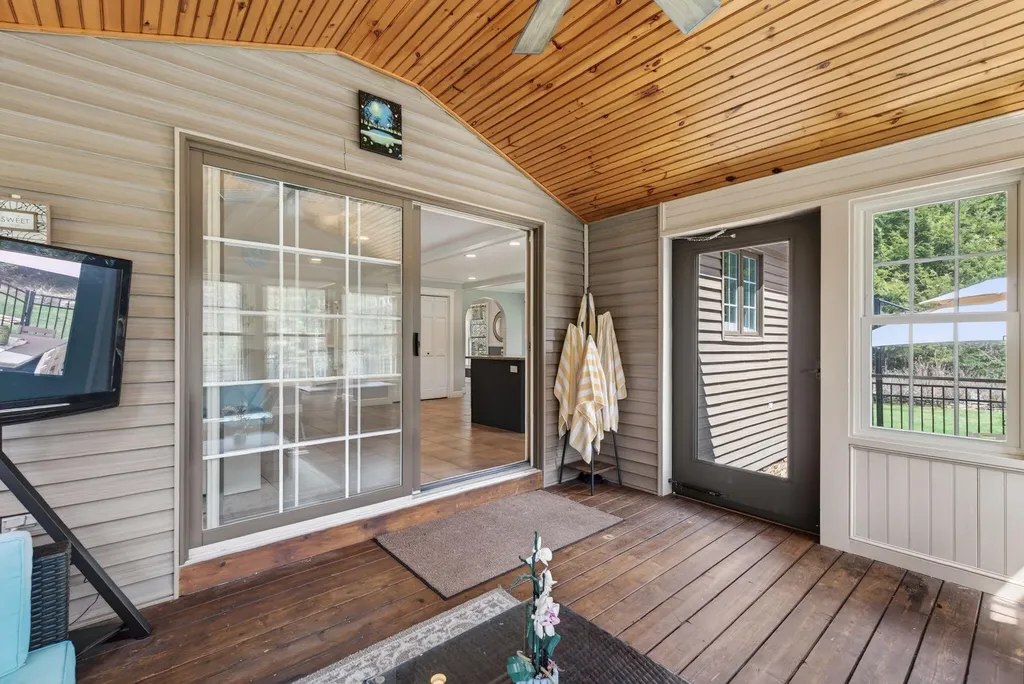 19 Woodfield Drive Scarborough ME 04074