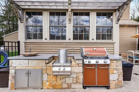 19 Woodfield Drive Scarborough ME 04074