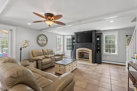 19 Woodfield Drive Scarborough ME 04074