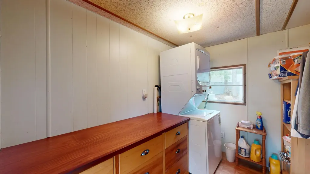 24 Harvard Street Sebago ME 04029
