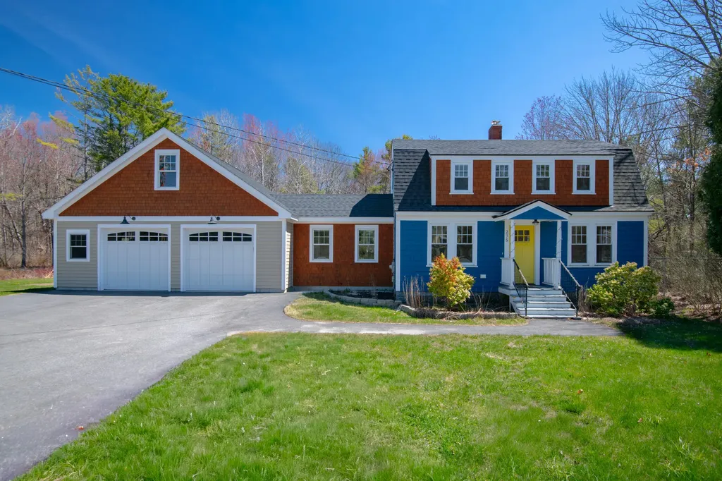 275 Middle Road Falmouth ME 04105