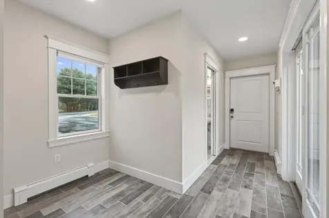 275 Middle Road Falmouth ME 04105