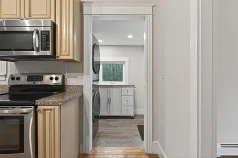 275 Middle Road Falmouth ME 04105