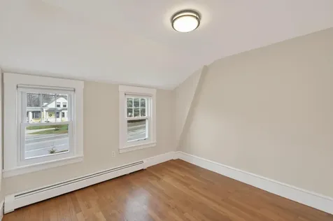 275 Middle Road Falmouth ME 04105
