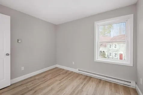 25 Farmgate Road South Berwick ME 03908