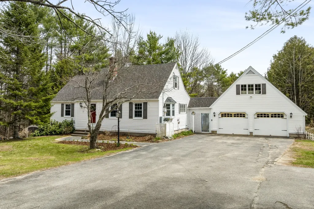 2166 Hallowell Road Litchfield ME 04350