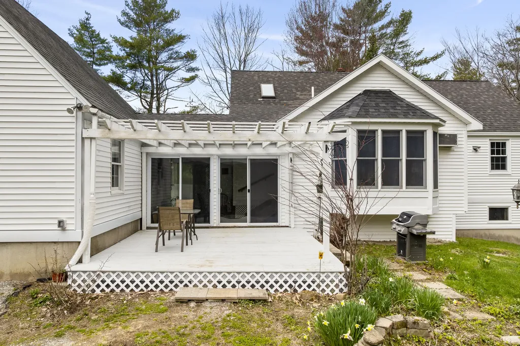 2166 Hallowell Road Litchfield ME 04350