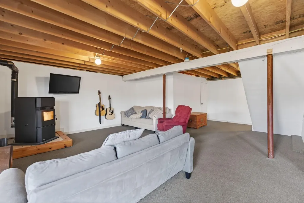 891 Garland Road Winslow ME 04901