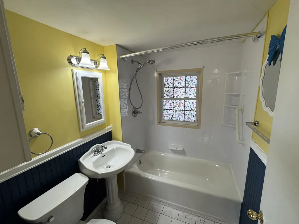 326 South Avenue Lewiston ME 04240