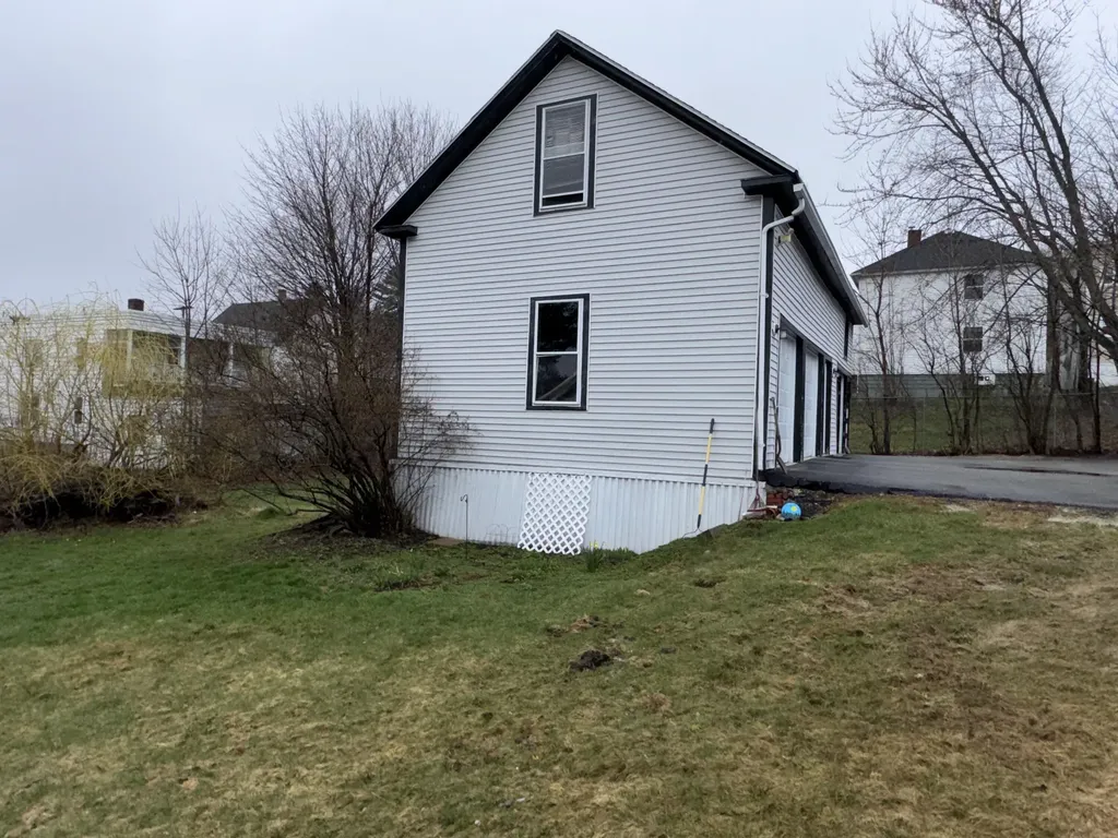 326 South Avenue Lewiston ME 04240