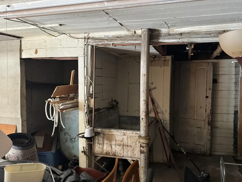 326 South Avenue Lewiston ME 04240