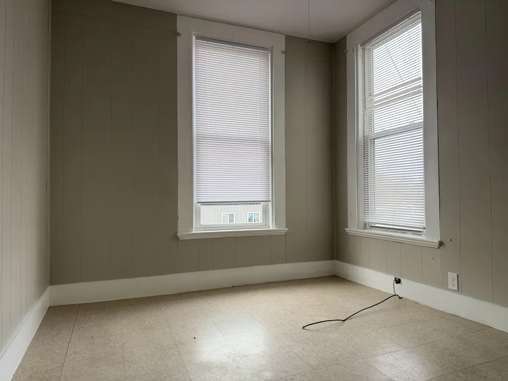 15-17 Pleasant Street Auburn ME 04210