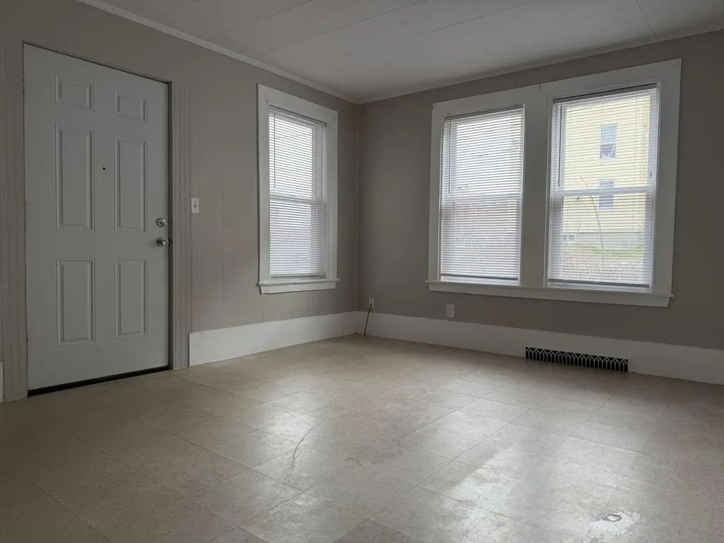 15-17 Pleasant Street Auburn ME 04210