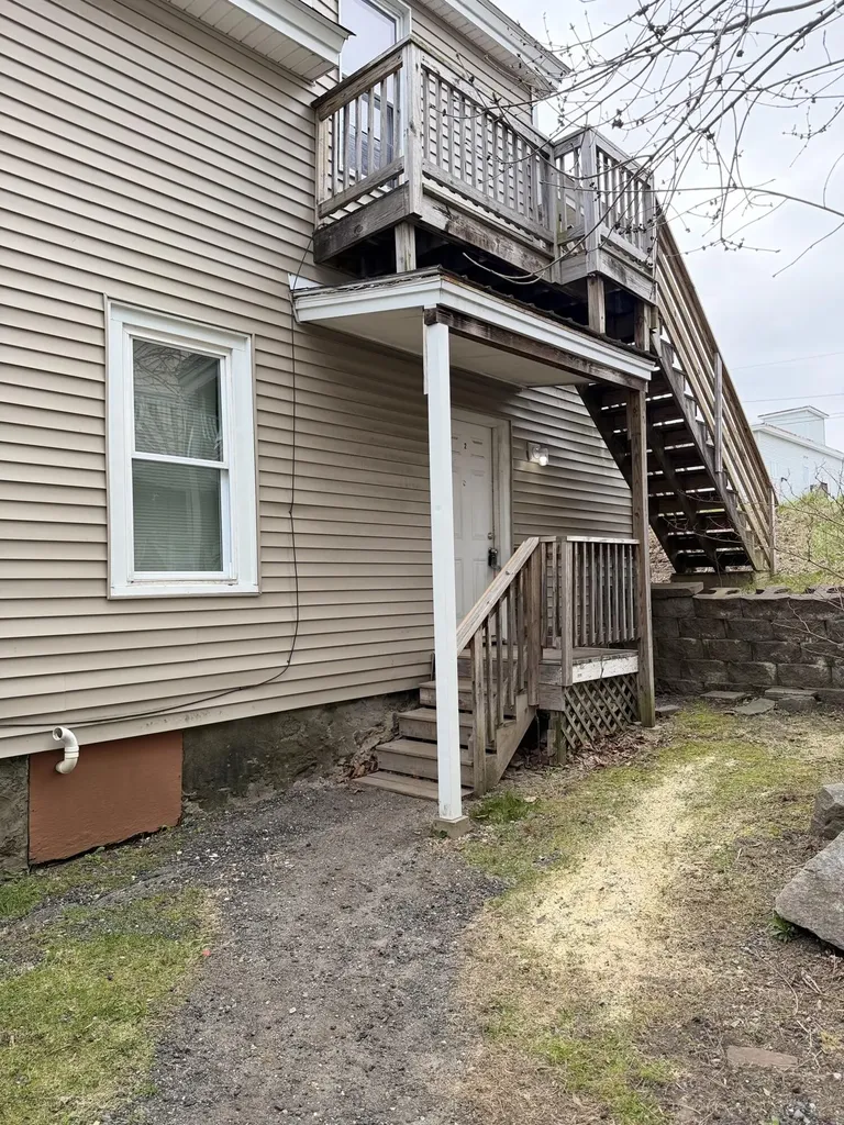 15-17 Pleasant Street Auburn ME 04210