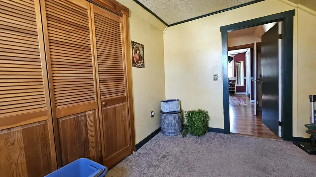 31 Church Street Turner ME 04282