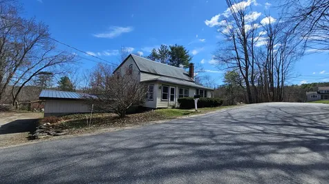 31 Church Street Turner ME 04282