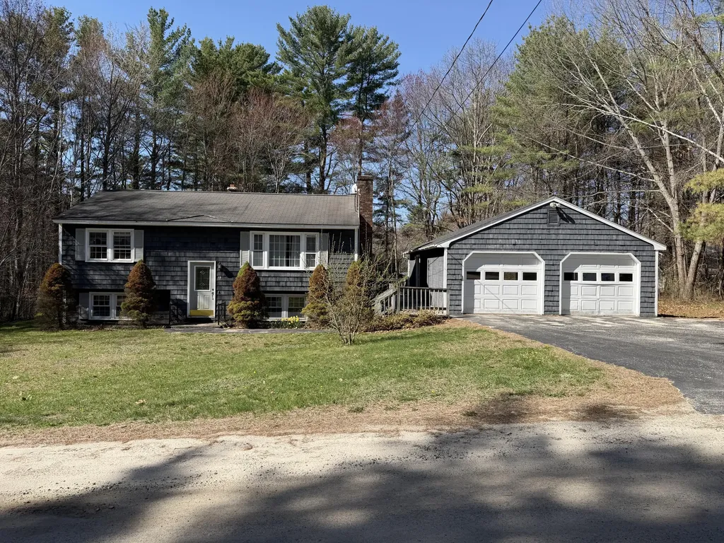 15 Cedar Street Casco ME 04015