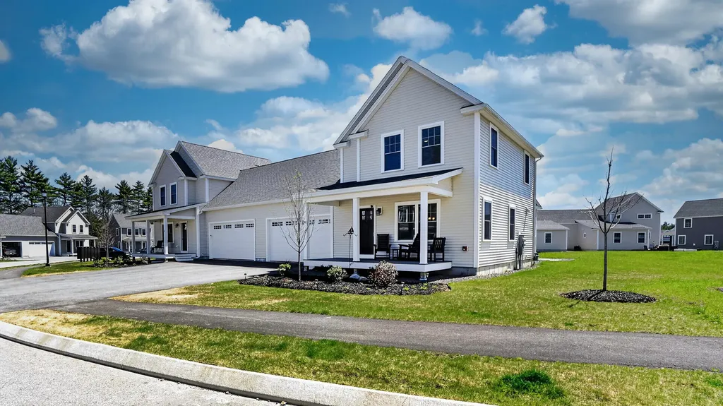 146 Falcon Crest Drive Gorham ME 04038