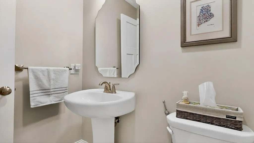 146 Falcon Crest Drive Gorham ME 04038