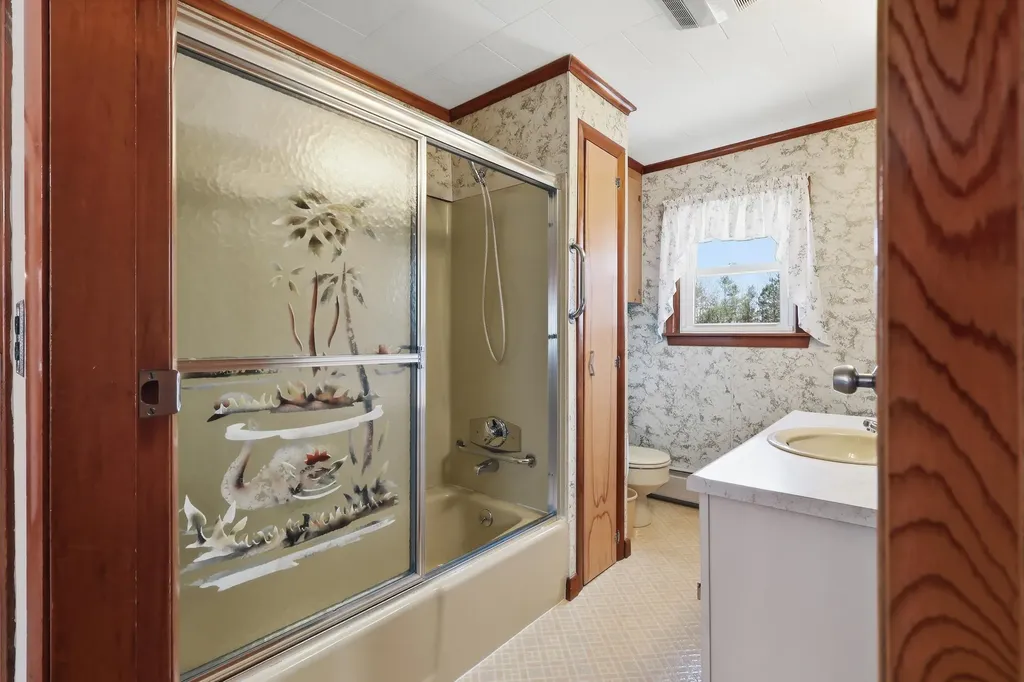 311 Guinea Road Biddeford ME 04005