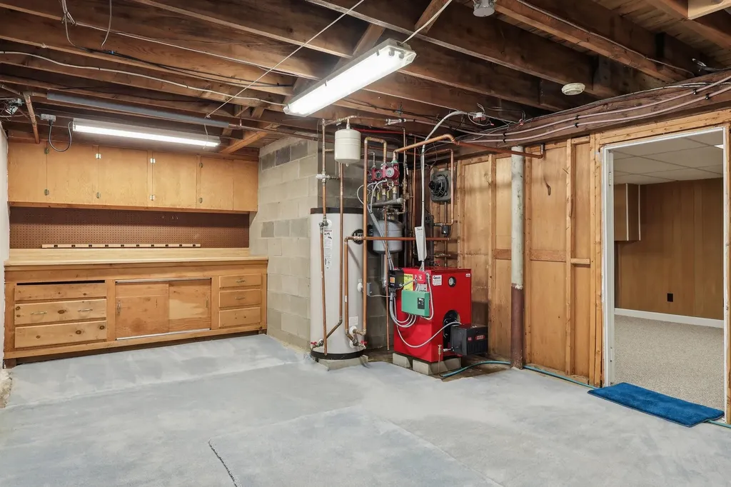 311 Guinea Road Biddeford ME 04005