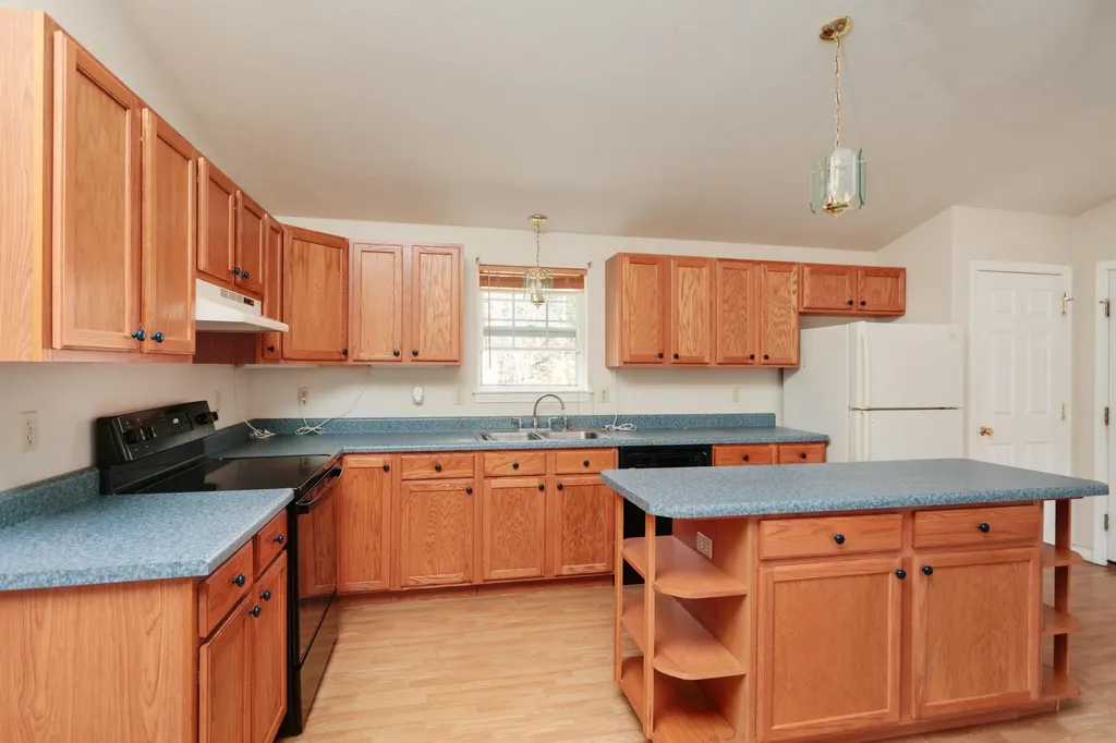 26 Deer Trail Lane Berwick ME 03901