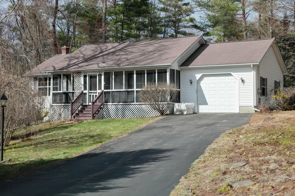 26 Deer Trail Lane Berwick ME 03901