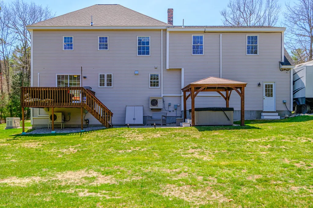 36 Little Ossipee Landing Waterboro ME 04061