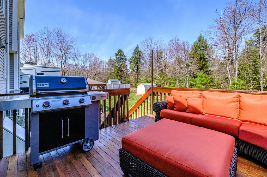 36 Little Ossipee Landing Waterboro ME 04061