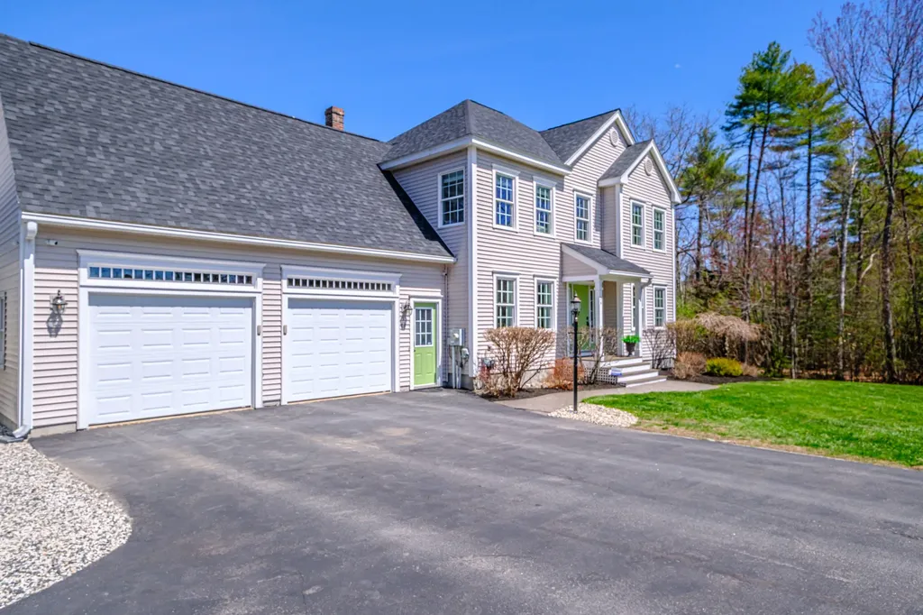 36 Little Ossipee Landing Waterboro ME 04061