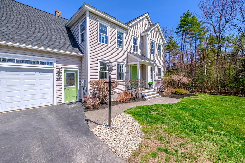 36 Little Ossipee Landing Waterboro ME 04061