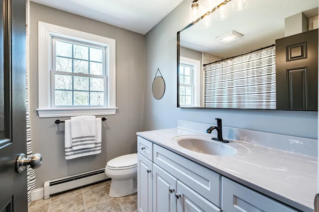36 Little Ossipee Landing Waterboro ME 04061