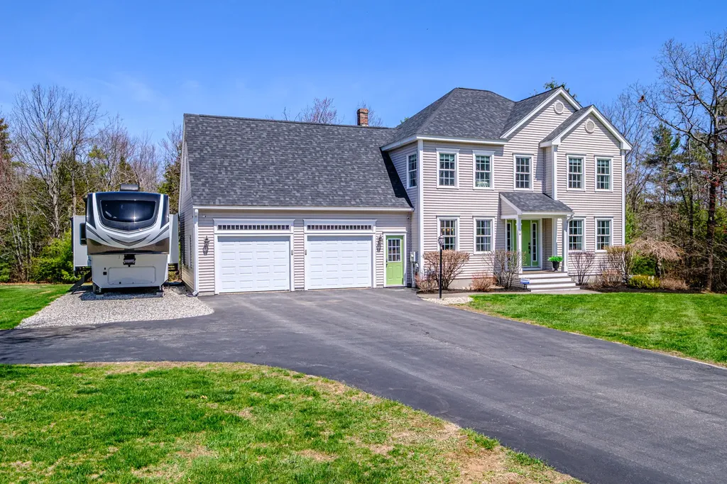 36 Little Ossipee Landing Waterboro ME 04061