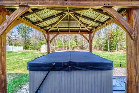36 Little Ossipee Landing Waterboro ME 04061