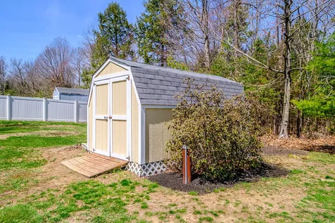 36 Little Ossipee Landing Waterboro ME 04061