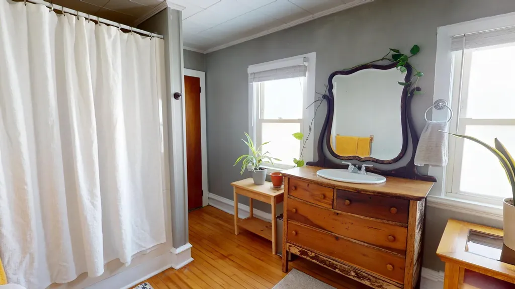 232 Grove Street Bangor ME 04401