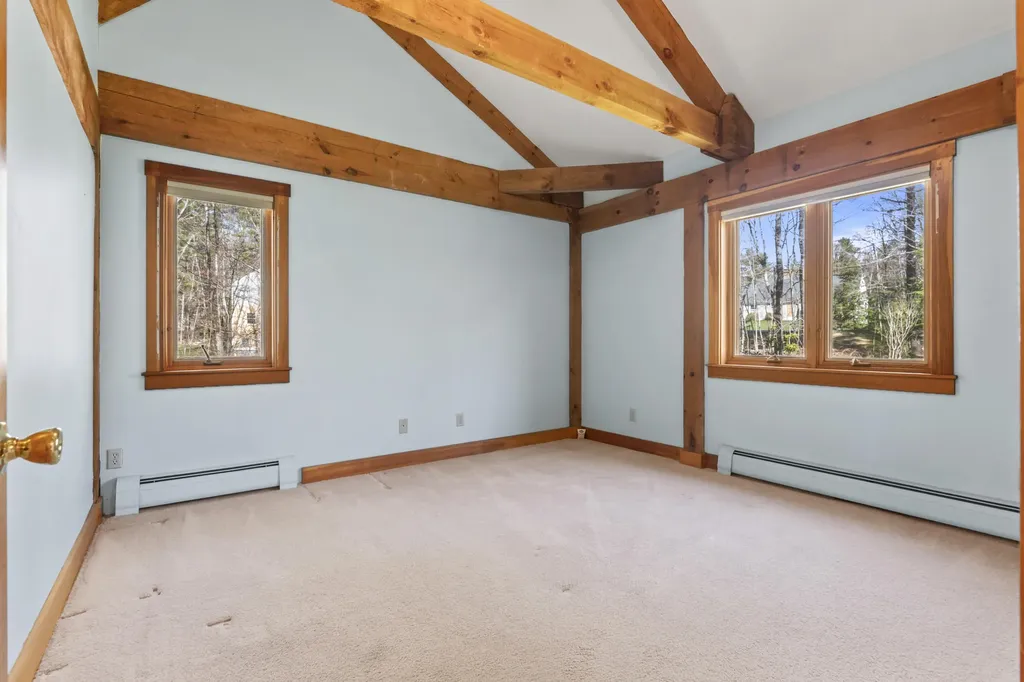 24 Bluestone Lane York ME 03909